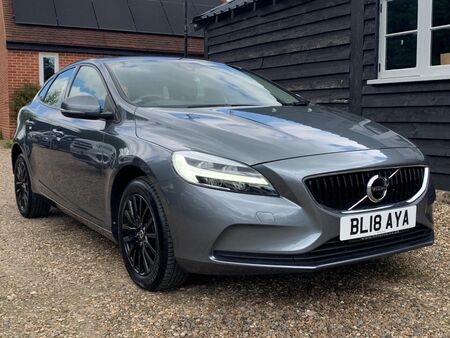 VOLVO V40 2.0 T2 GPF Momentum Euro 6 (s/s) 5dr