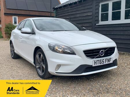 VOLVO V40 2.0 T2 R-Design Euro 6 (s/s) 5dr